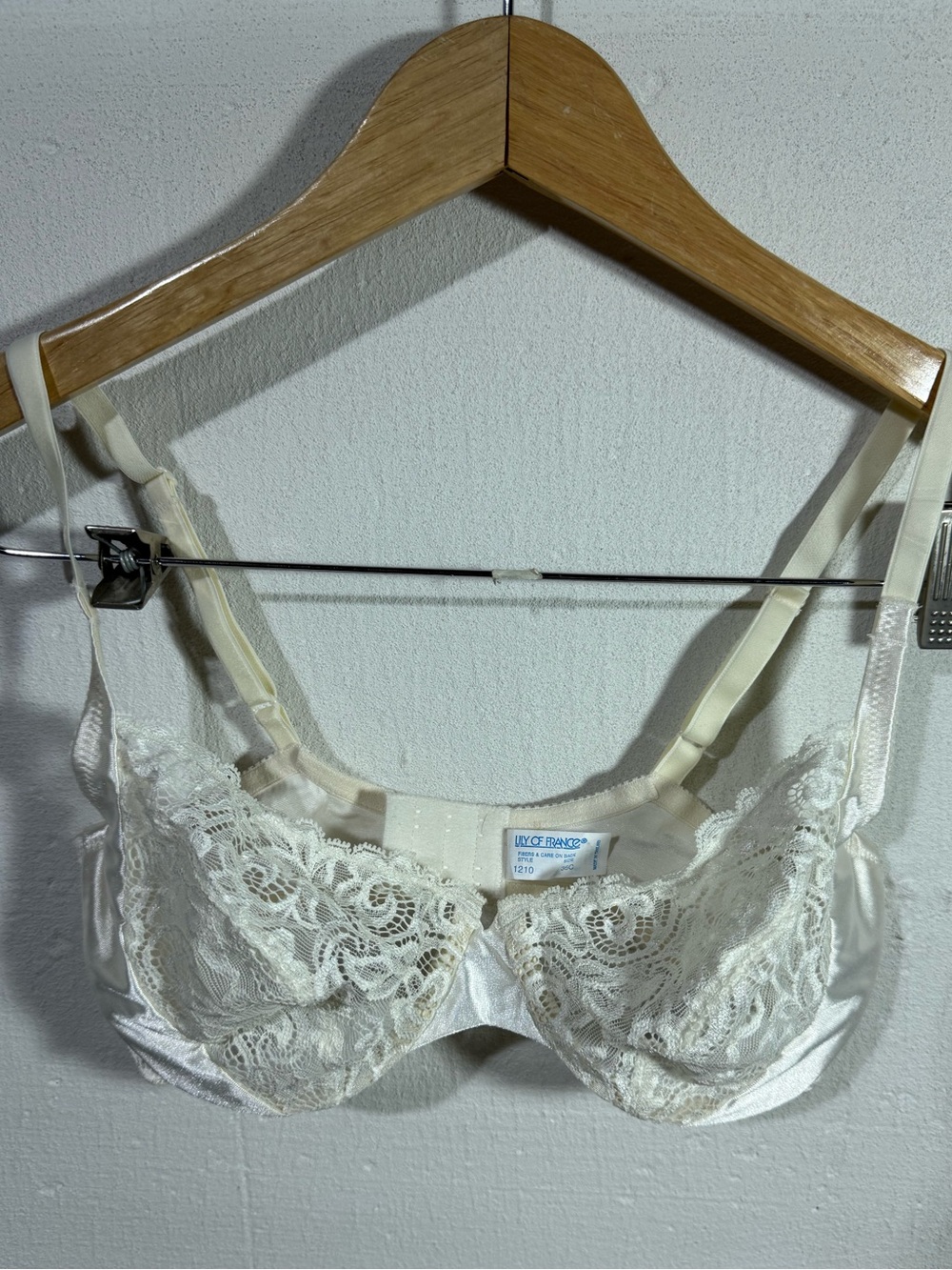 Lily Of France Creamy Satin Lace Bra Vintage 36C